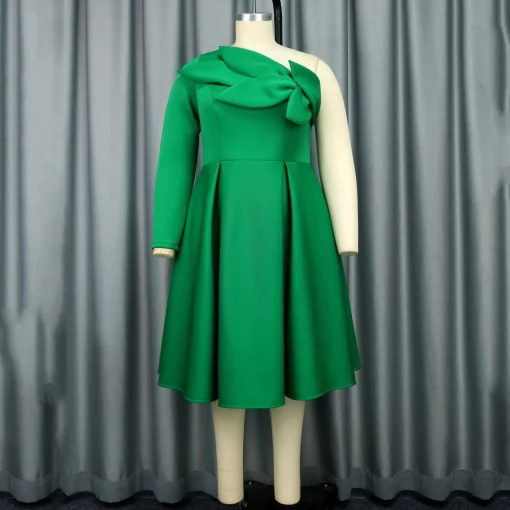 Green Elegant Dress: One Shoulder, High Waisted, A-Line, Pleated Luxury - Image 2