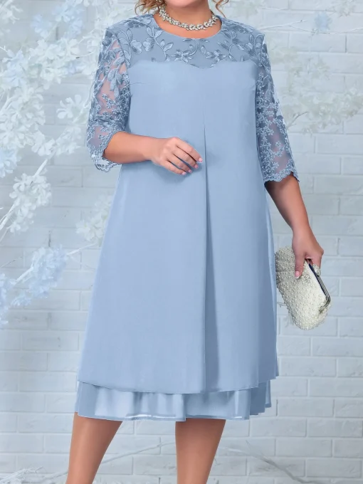 Lace Splicing Evening Dress: Plus Size, Elegant Crew Neck - Image 3