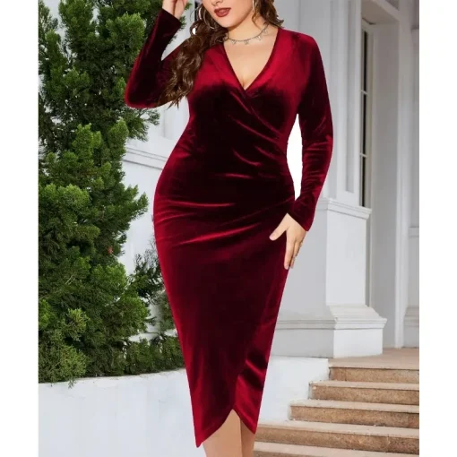 Elegant Velvet Cocktail Dress: Plus Size, Long Sleeve, Pleated V-Neck - Image 4