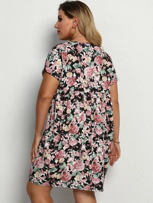 Plus Size V-Neck Floral Tunic Dress - Boho Casual - Image 5