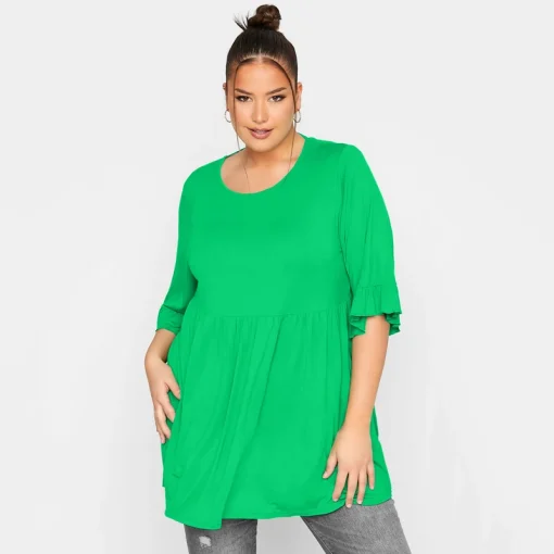 Plus Size Criss-Cross Back Batwing Top - Image 3