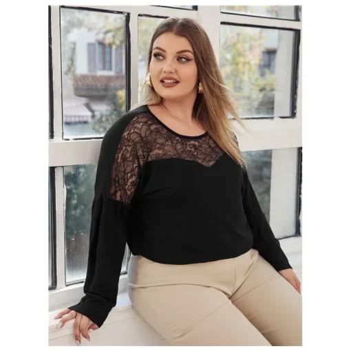 Plus Size Lace Patchwork Long Sleeve Blouse - Image 3