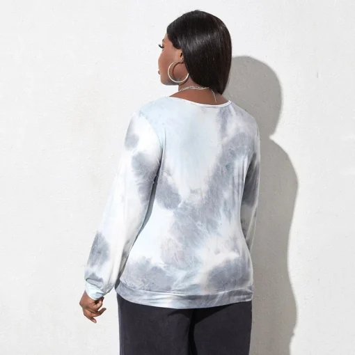 Plus Size Tie Dye Keyhole Sweatshirt Blouse - Image 3