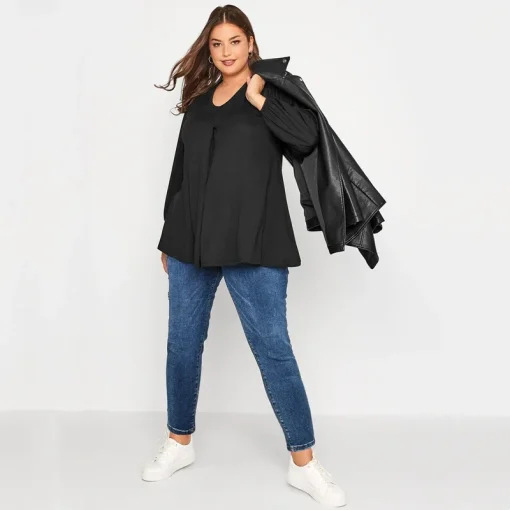 Plus Size Pleated Front Swing Top - Image 3