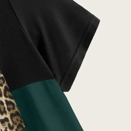 Plus Size Color Block Leopard Tee - Image 3