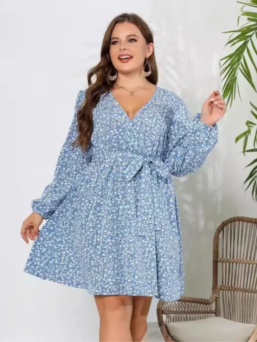 Plus Size Floral Print V-Neck Mini Dress