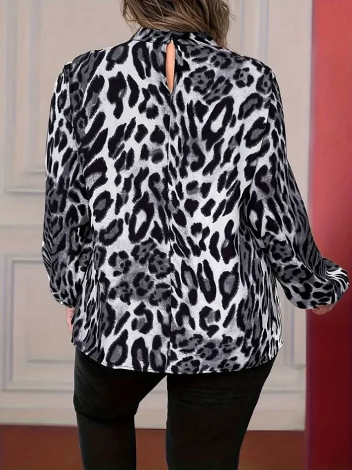 Plus Size Leopard Print Shirt