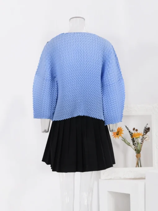 Casual Pleated Long Sleeve T-Shirt with Bandage Design - Image 2