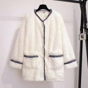 Plus Size Women's Velvet Wool Long Coat with Long Sleeves