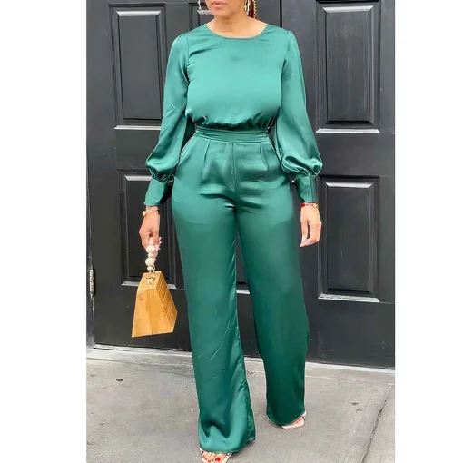 Plus Size Green Satin Wide-Leg Pants Set with Lantern Sleeves