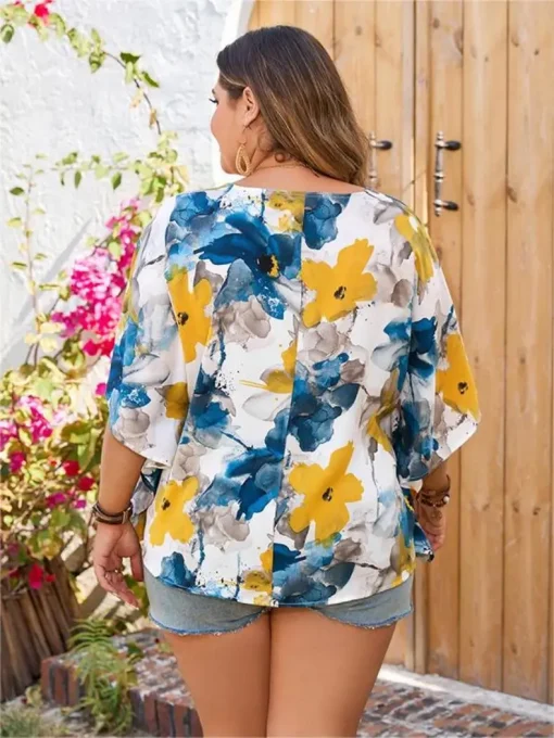 Elegant Plus Size Printed Round Collar Loose Blouse