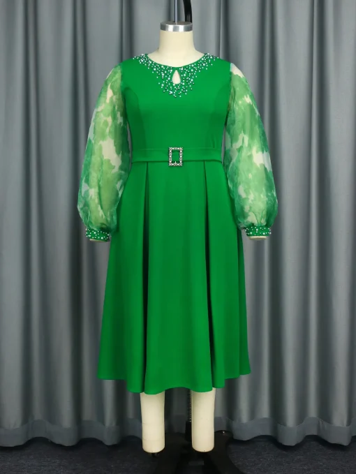 Green Elegant A-Line Dress with Beading and Puff Sleeves - Image 5