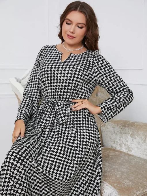 Elegant Plus Size Round Neck Plaid Summer Dress for Women - Image 6