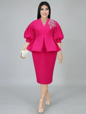 Elegant Rose Applique Bodycon Dress with V-Neck Design