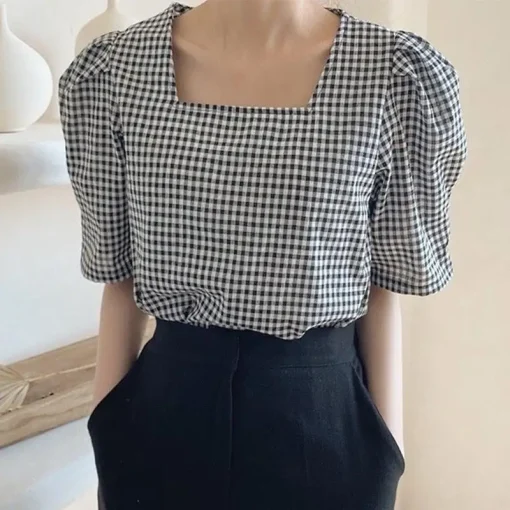 Vintage Plaid Blouse with Short Puff Sleeves for Summer - Image 6