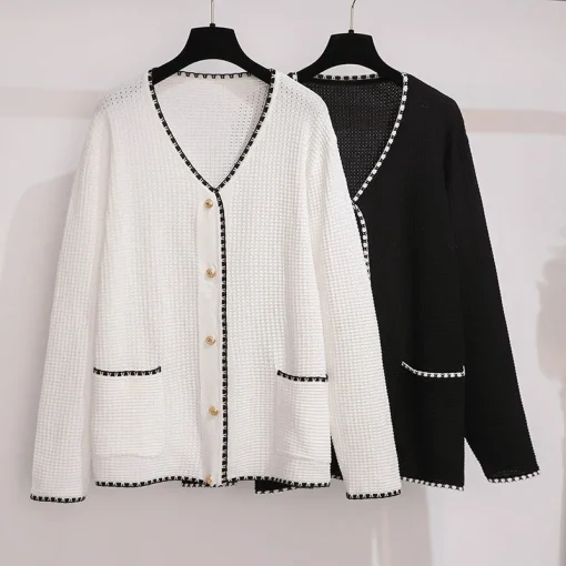 Plus Size Women's Loose Long-Sleeved Knit Cardigan Top - Image 5