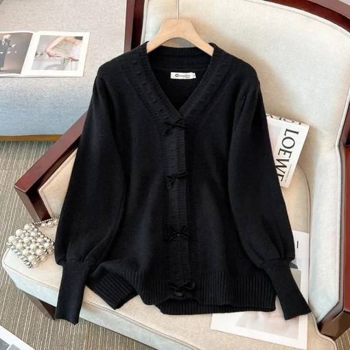 Plus Size Women's Loose V-Neck Bow Knitted Sweater Coat - Image 3