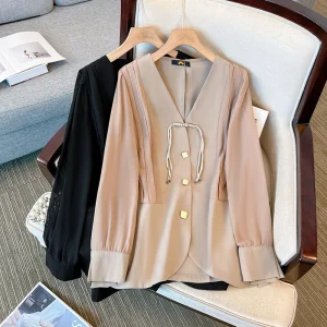 Plus Size Women’s Blouse Spring Loose Fit Shirt