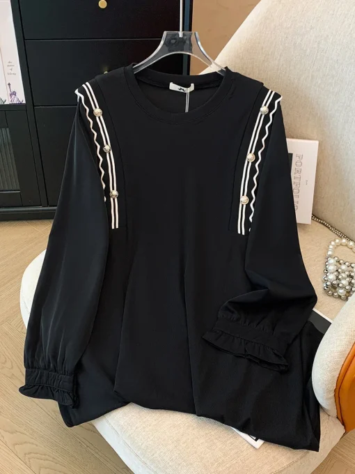 Plus Size Loose Long-Sleeved Dress for Women in Black - Image 3