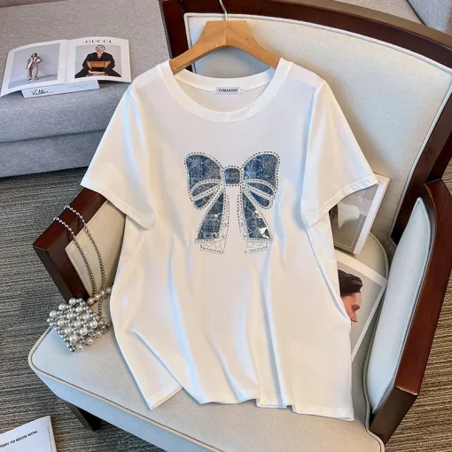 Plus Size Loose Fit Round Neck Bow Printed T-shirt - Image 3