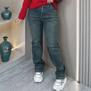 Plus Size Women's Fleece-Lined Vintage Stretch Denim Pants