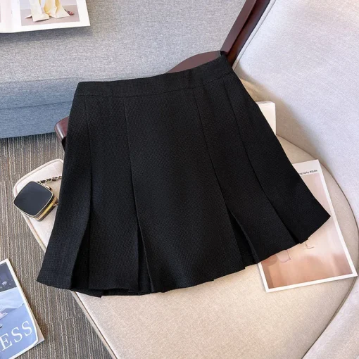 Plus Size Loose A-Line Pleated Elastic Waist Skirt - Image 3