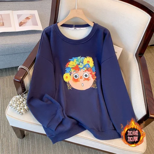 Plus Size Loose Fleece Sweatshirt with Printed Design - Image 3