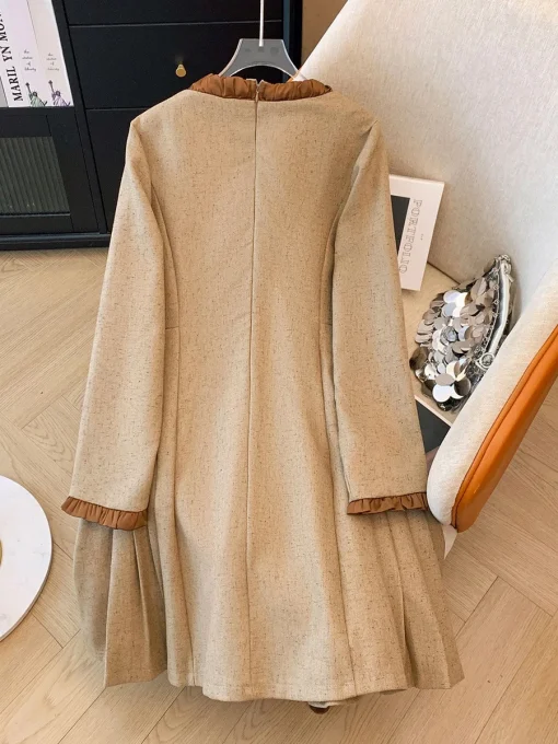 Plus Size Autumn Loose College Style Pleated Long Sleeve Dress - Image 3