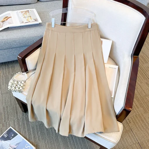 Plus Size Loose A-Line Pleated Elastic Waist Skirt - Image 3