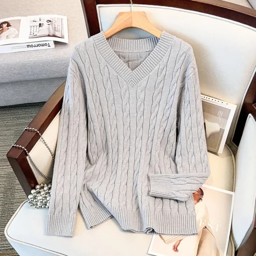 Plus Size Women's V-Neck Loose Knitted Pullover Sweater - Image 3