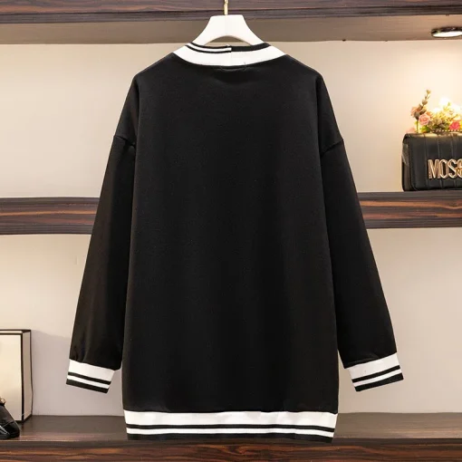 Plus Size Women's Loose V-Neck Long Sleeve Print Sweatshirt - Image 3