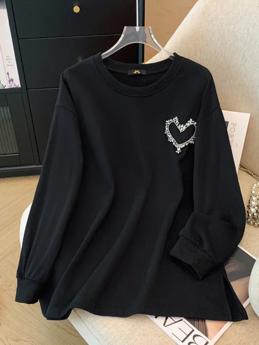 Plus Size Loose Sweatshirt with Bright Diamond Heart