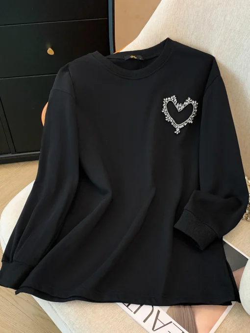 Plus Size Loose Sweatshirt with Bright Diamond Heart - Image 4