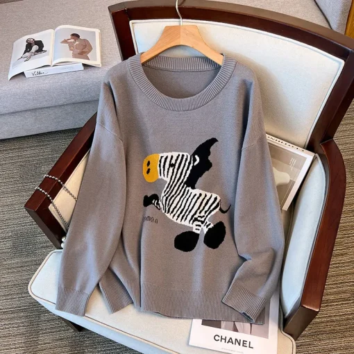 Plus Size Loose Cartoon Pony Knit Pullover Sweater - Image 3