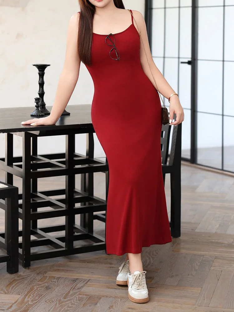 Plus Size Women's Slim Spaghetti Strap French Long Dress - Image 4