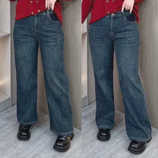 Plus Size Fleece-Lined Straight Leg Winter Jeans for Women - Image 5