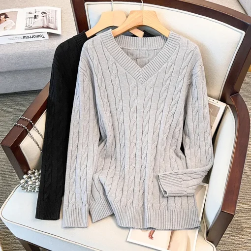 Plus Size Women's V-Neck Loose Knitted Pullover Sweater