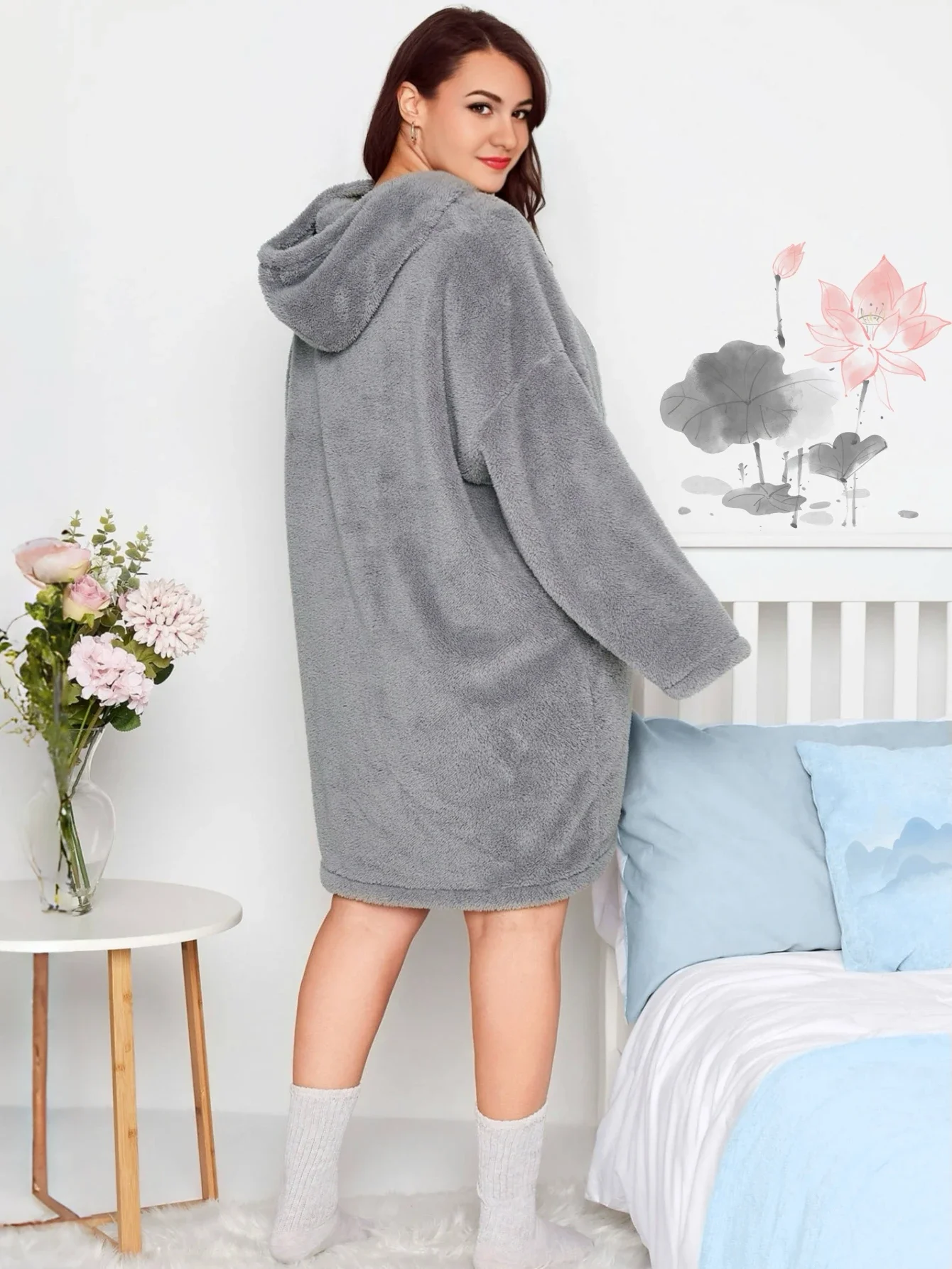 Plus Size Long Sleeve Fleece Hoodie Dress for Women - Image 3
