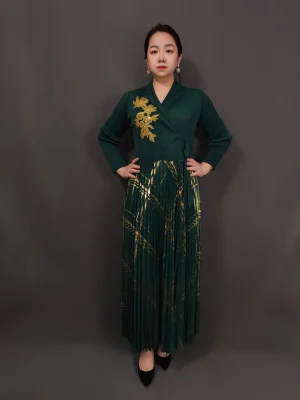 Miyaki Plus Size Pleated Two-Piece Dress – V-Neck Corsage & Skirt