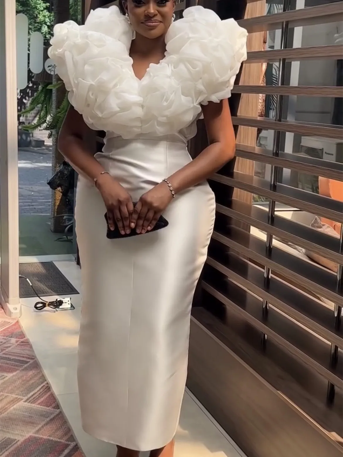 V-Neck Puff Ruffles Party Dress for Women