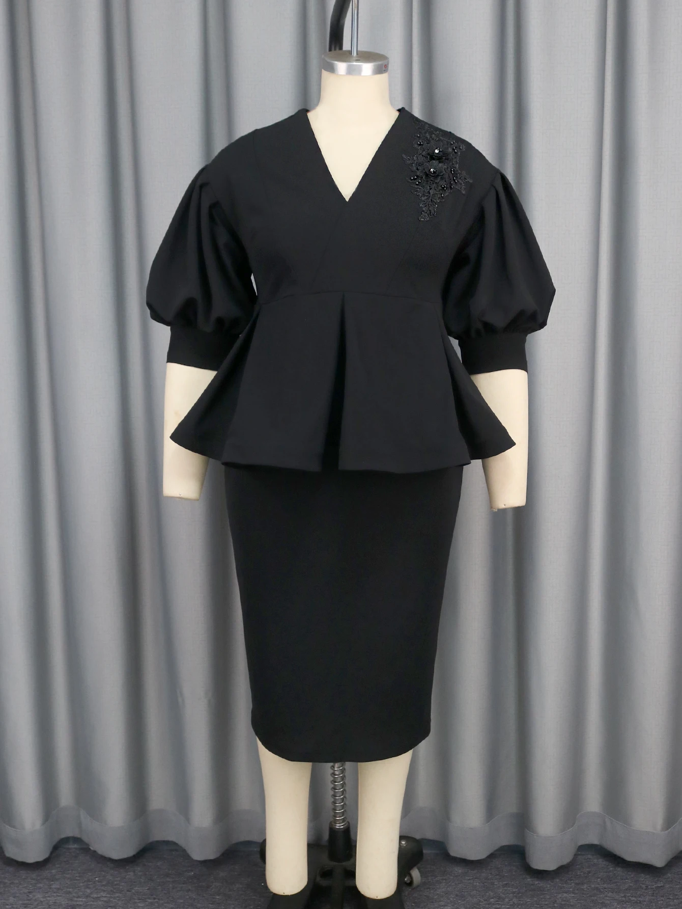 Women’s Elegant Midi Dress – V-Neck, Embroidered Peplum & Puff Sleeves - Image 4