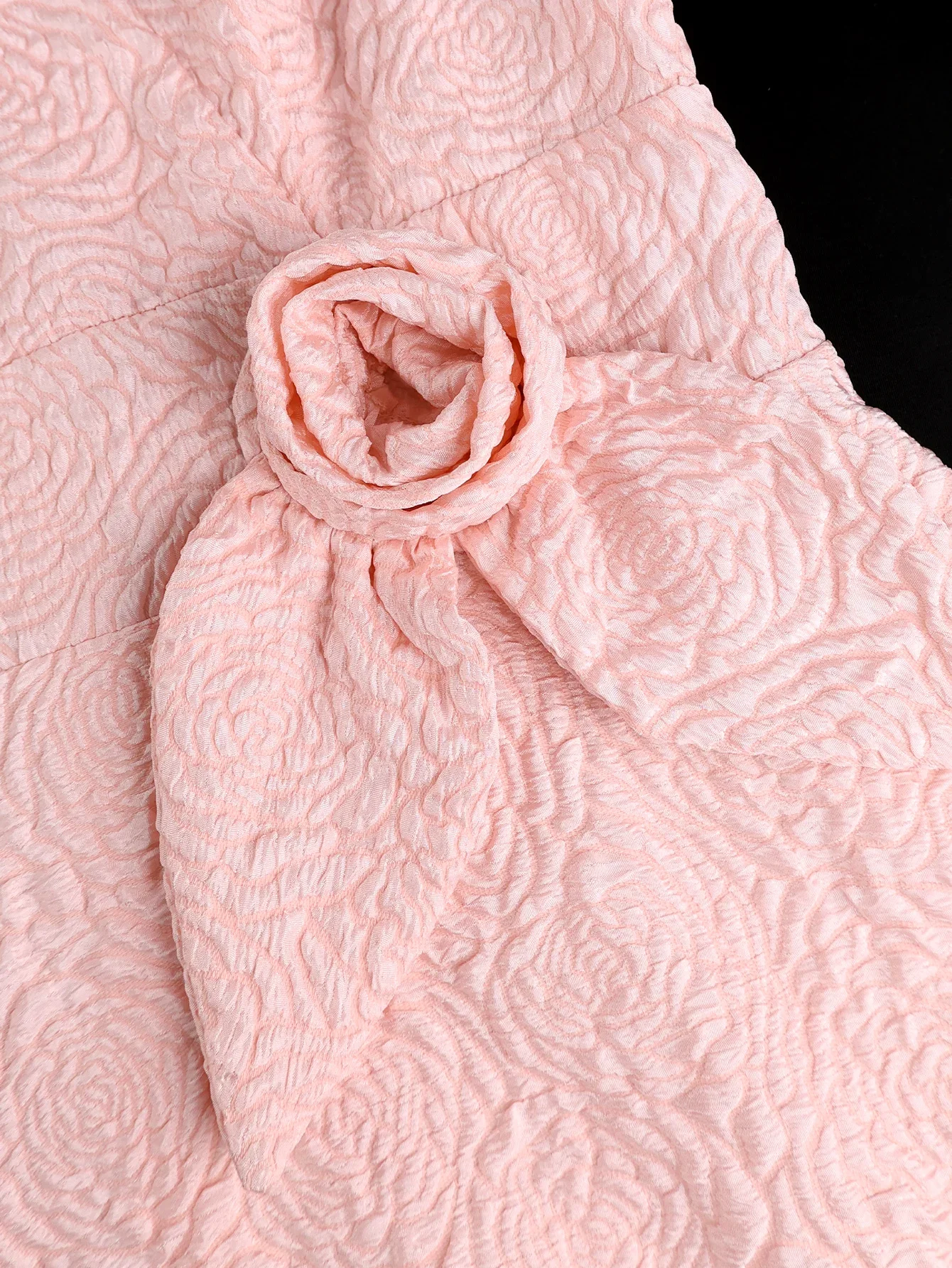 Elegant Pink Jacquard Midi Dress with Puff Sleeves & 3D Flowers - Image 6