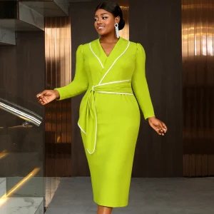 Elegant Midi Dress with Turn-Down Collar & White Piping