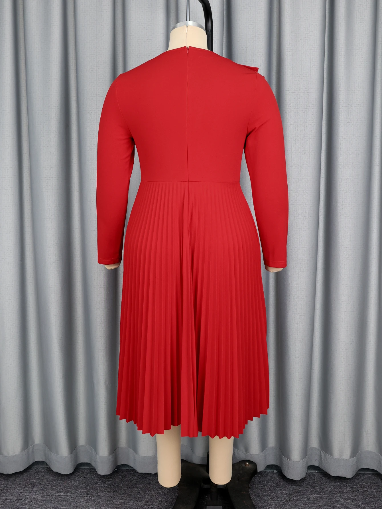 Elegant Red A-Line Dress with 3D Ruffles - Image 5