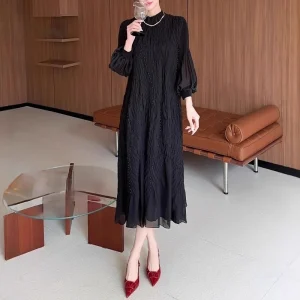 Elegant Miyake Pleated Long Dress with Lantern Sleeves