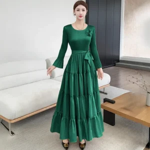Miyake-Style Plus Size Pleated Tiered “Cake” Dress