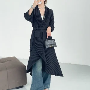 Miyake Fall Pleated Long-Sleeve Trench Coat – Plus Size